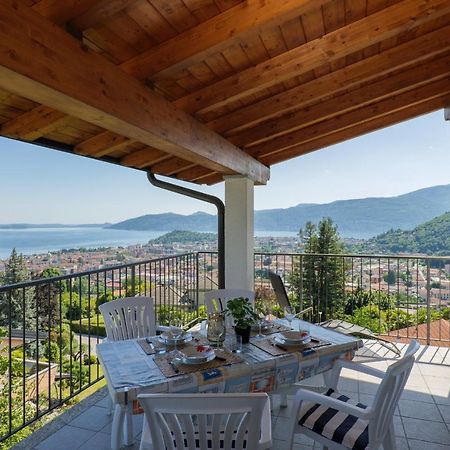 Panoramic'S Loft Apartment Verbania Exterior photo