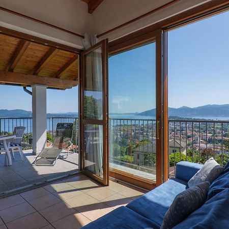 Panoramic'S Loft Apartment Verbania Exterior photo